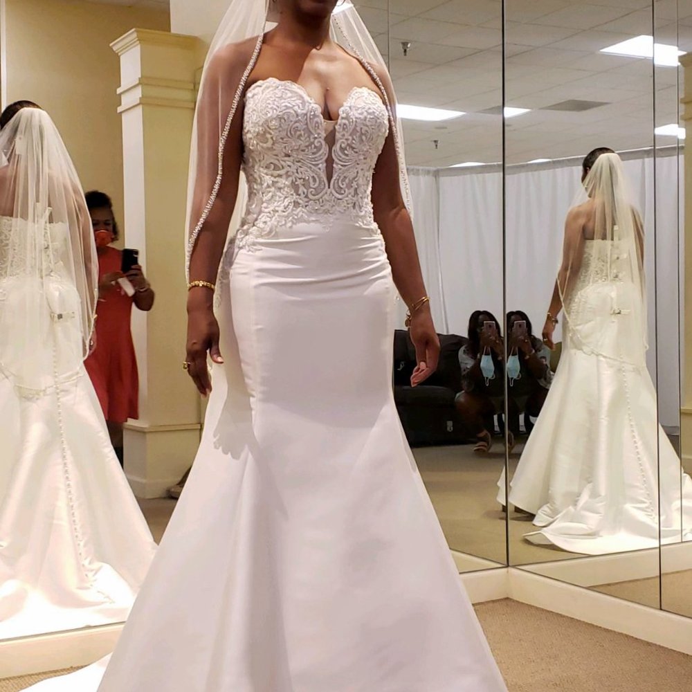 Maggie Sottero Wedding Dress